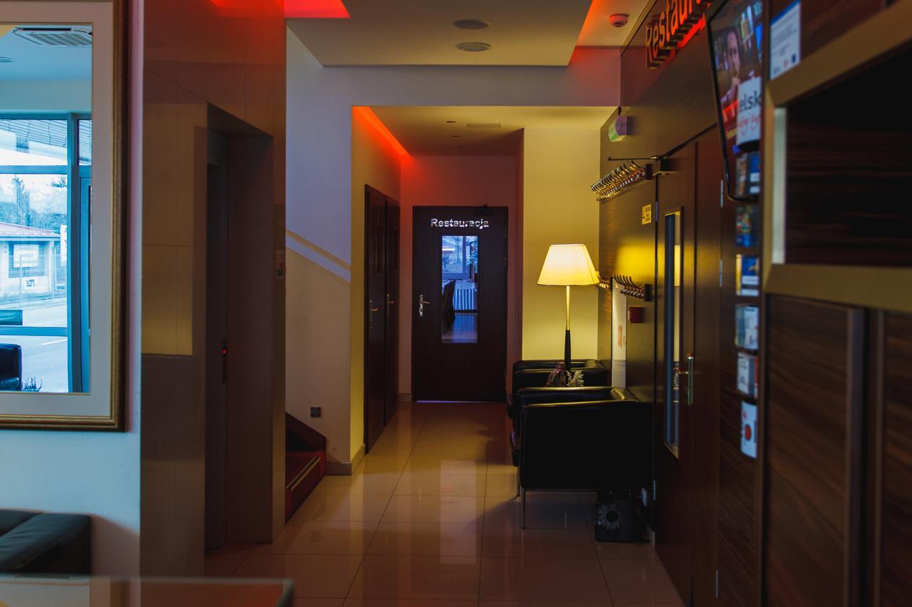 Hotel Pikul Puławy Esterno foto