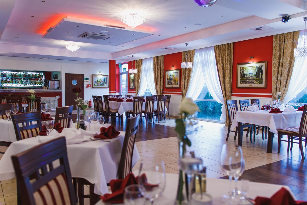 Hotel Pikul Puławy Esterno foto