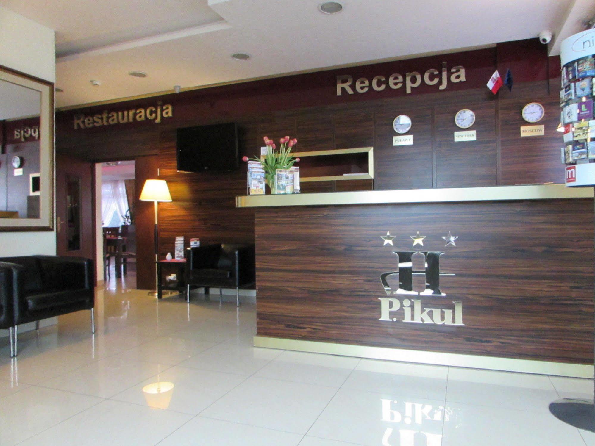 Hotel Pikul Puławy Esterno foto
