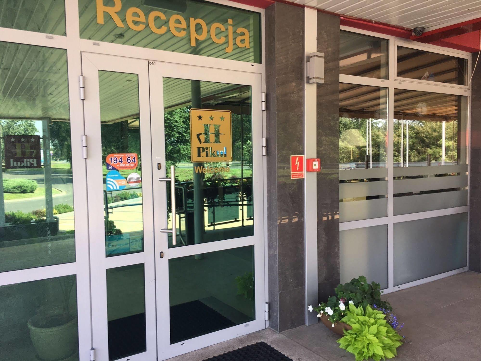Hotel Pikul Puławy Esterno foto